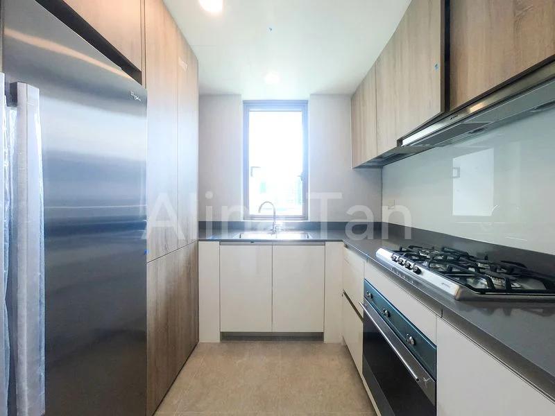 3 Bed Condo for Sale in  Park Place Residences at Plq - Image 2